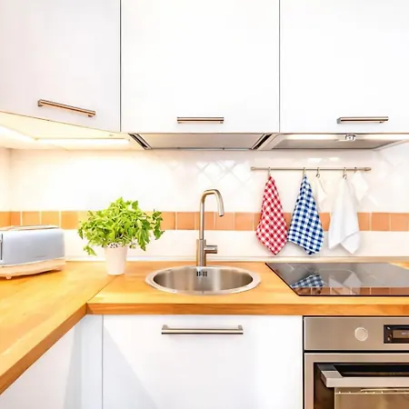 דירה Caralis Home- Centro Storico קליארי